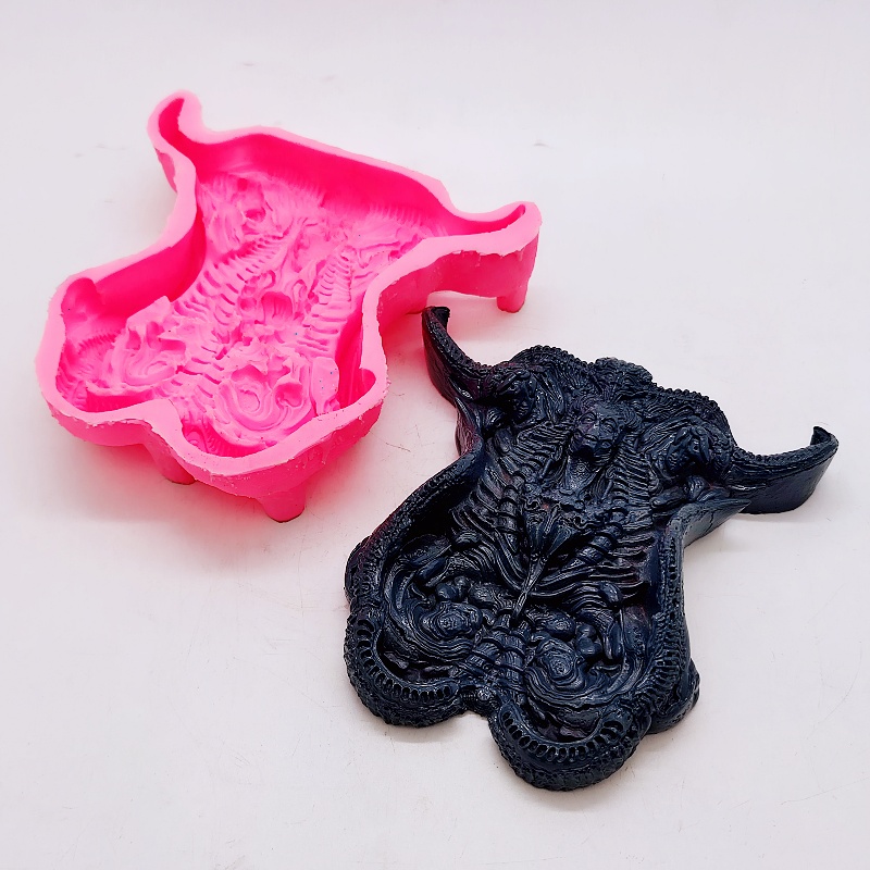 Monster Skull Silicone Candle  - đánh giá và giá Soap Making Gifts